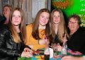 Cheers 180519-122