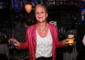 Cheers 180519-187