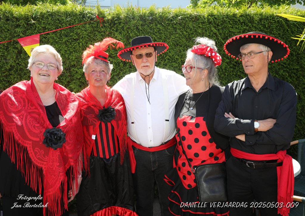 DANIELLE VERJAARDAG 20250503-009.JPG