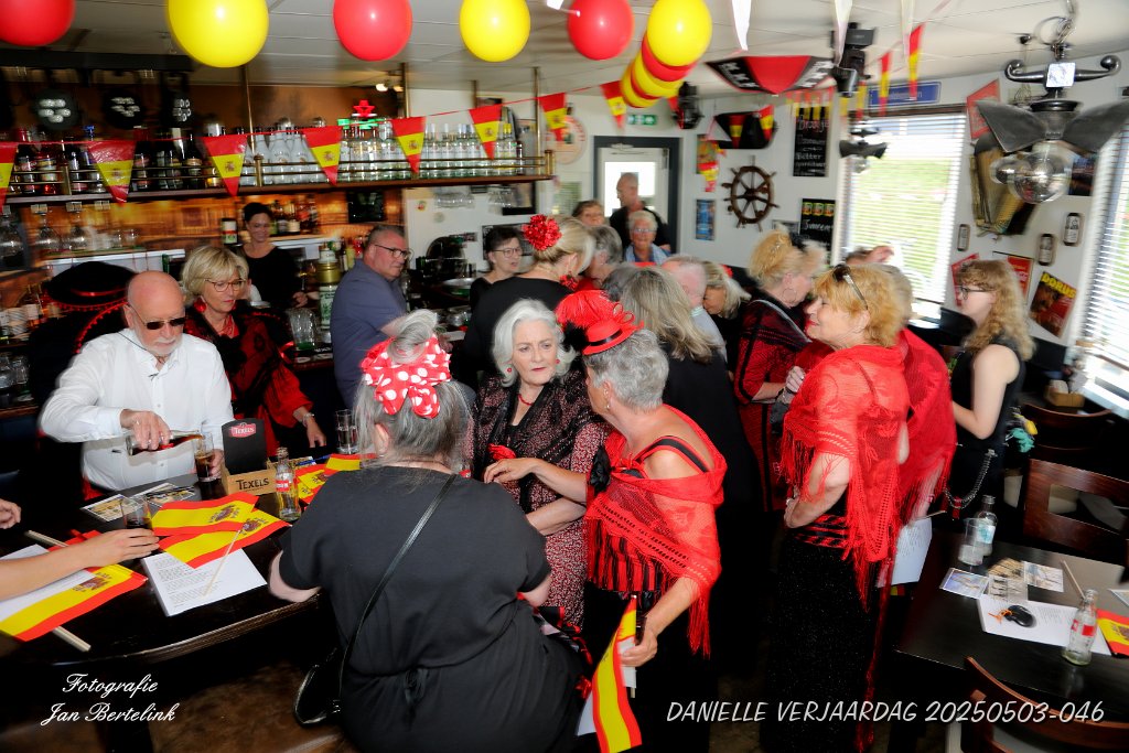 DANIELLE VERJAARDAG 20250503-046.JPG