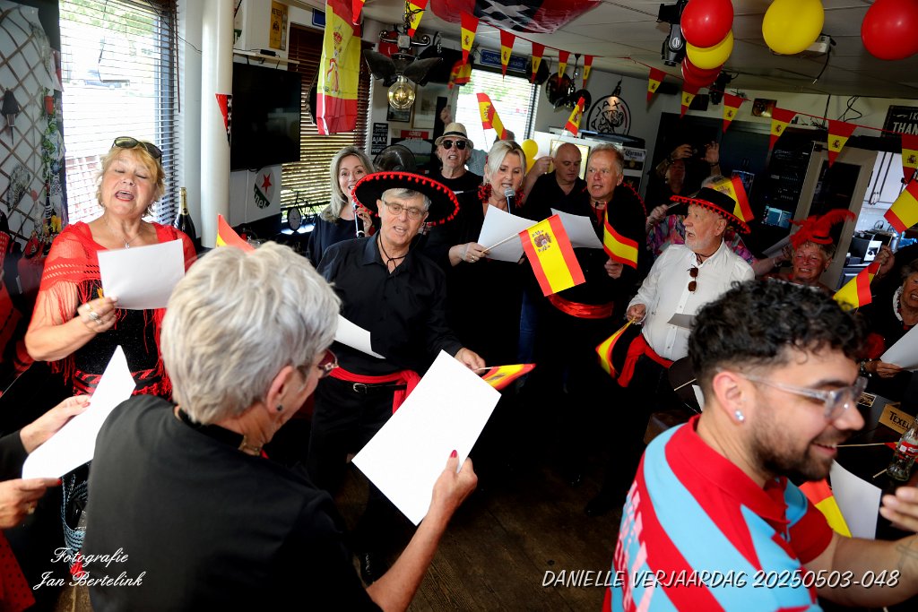 DANIELLE VERJAARDAG 20250503-048.JPG