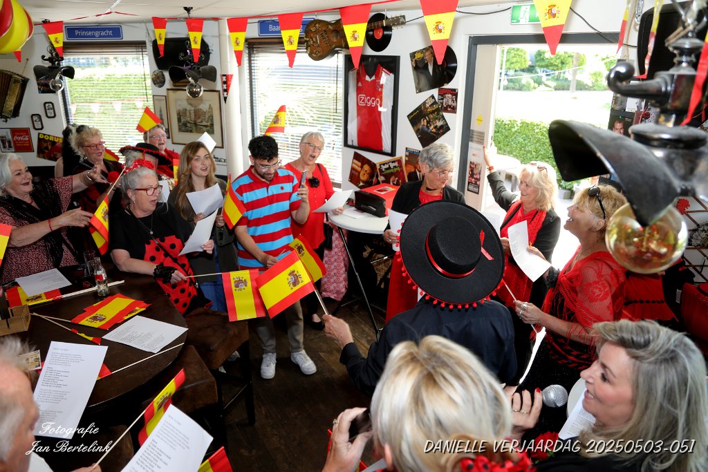 DANIELLE VERJAARDAG 20250503-051.JPG