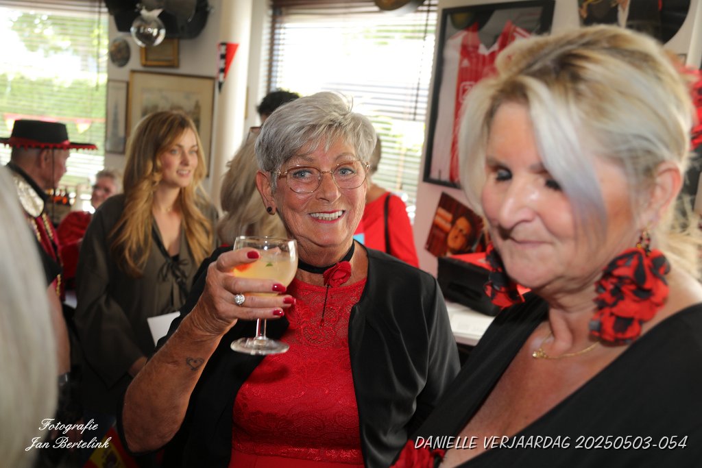 DANIELLE VERJAARDAG 20250503-054.JPG