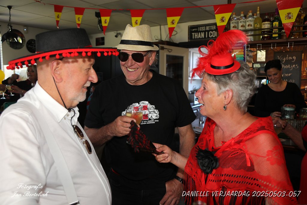 DANIELLE VERJAARDAG 20250503-057.JPG