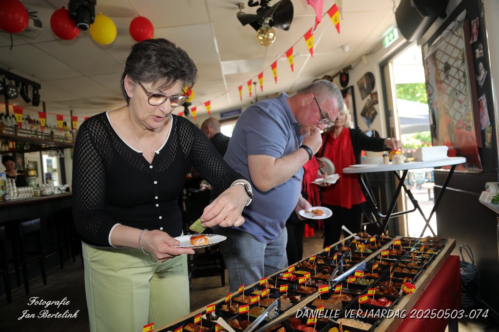 DANIELLE VERJAARDAG 20250503-074.JPG