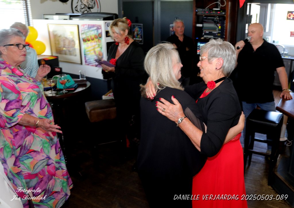 DANIELLE VERJAARDAG 20250503-089.JPG