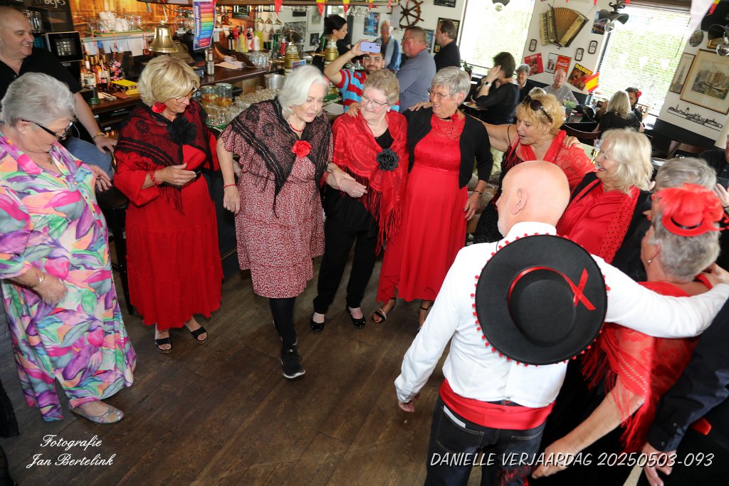 DANIELLE VERJAARDAG 20250503-093.JPG