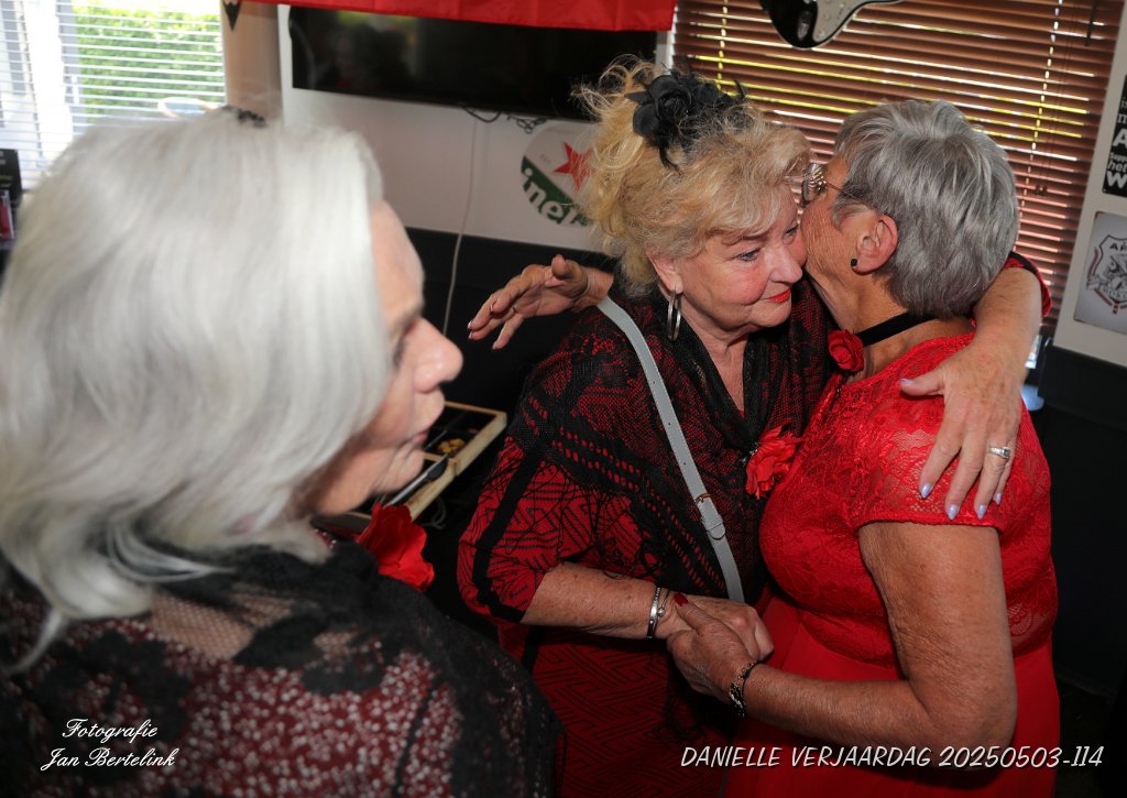 DANIELLE VERJAARDAG 20250503-114.JPG