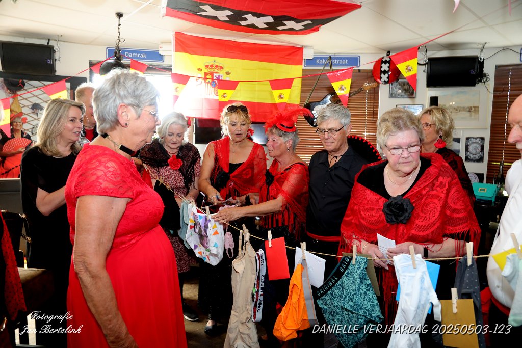 DANIELLE VERJAARDAG 20250503-123.JPG