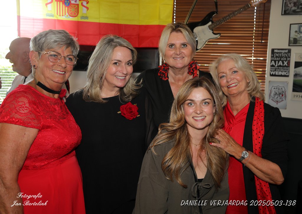 DANIELLE VERJAARDAG 20250503-138.JPG