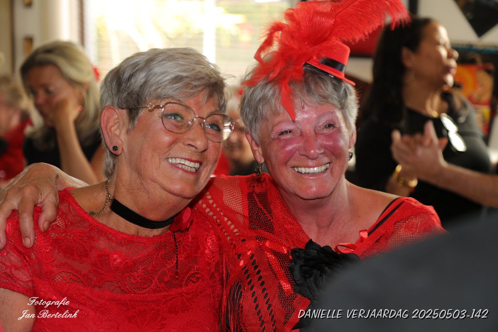DANIELLE VERJAARDAG 20250503-142.JPG
