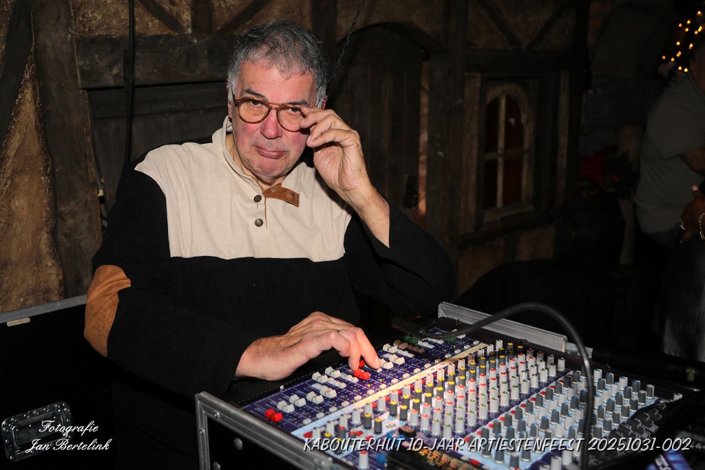 KABOUTERHUT 10-JAAR ARTIESTENFEEST 20251031-002.JPG