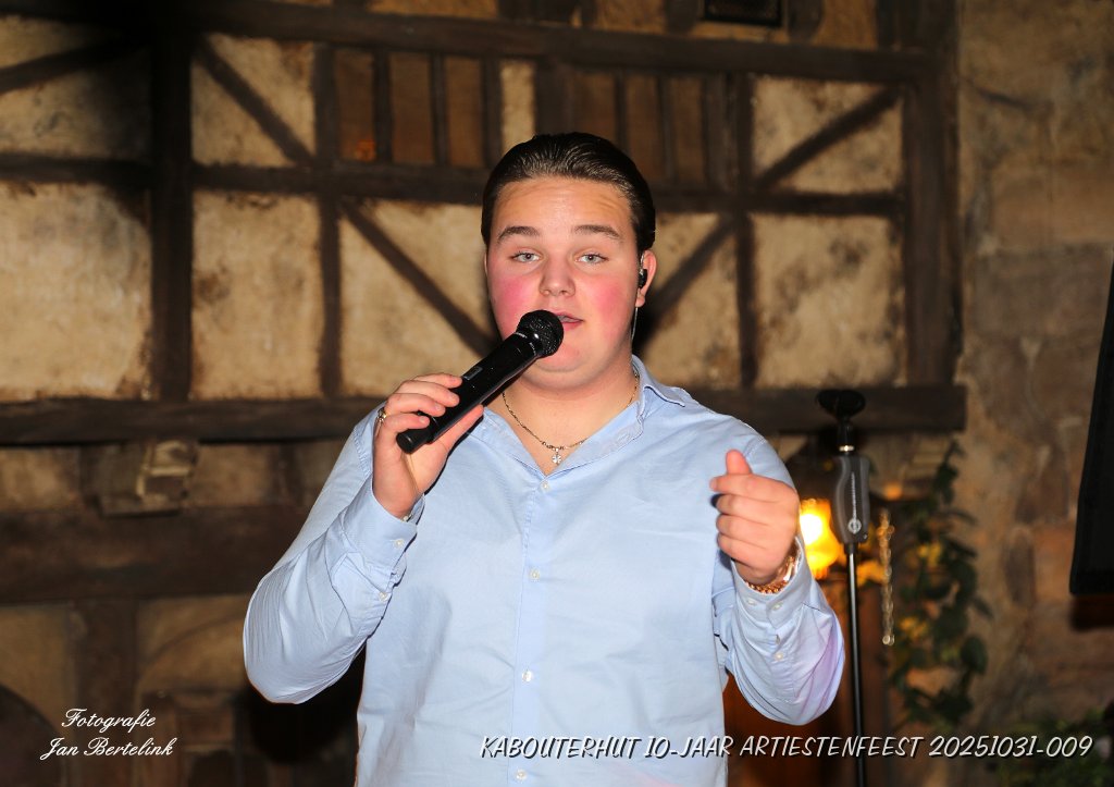 KABOUTERHUT 10-JAAR ARTIESTENFEEST 20251031-009.JPG