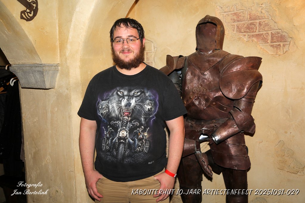 KABOUTERHUT 10-JAAR ARTIESTENFEEST 20251031-029.JPG