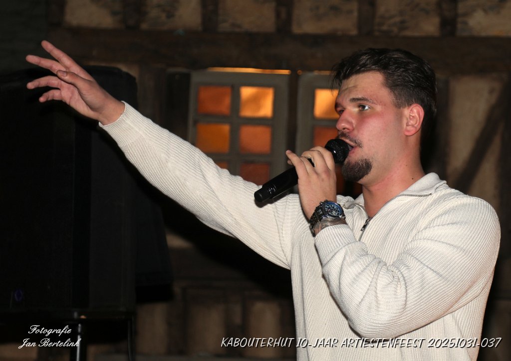 KABOUTERHUT 10-JAAR ARTIESTENFEEST 20251031-037.JPG