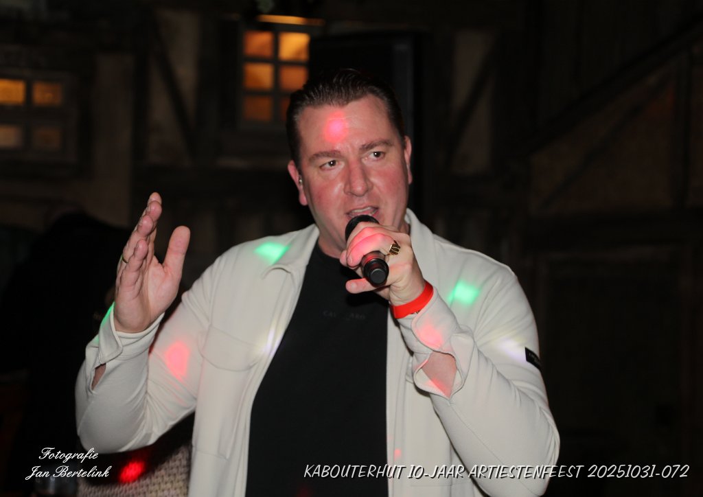 KABOUTERHUT 10-JAAR ARTIESTENFEEST 20251031-072.JPG