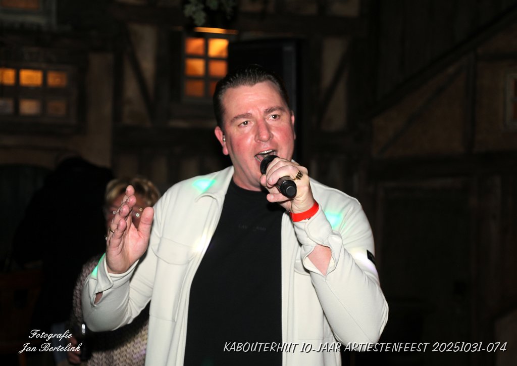 KABOUTERHUT 10-JAAR ARTIESTENFEEST 20251031-074.JPG