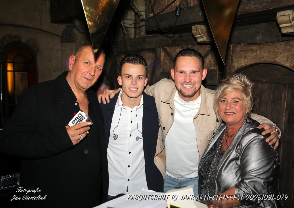 KABOUTERHUT 10-JAAR ARTIESTENFEEST 20251031-079.JPG
