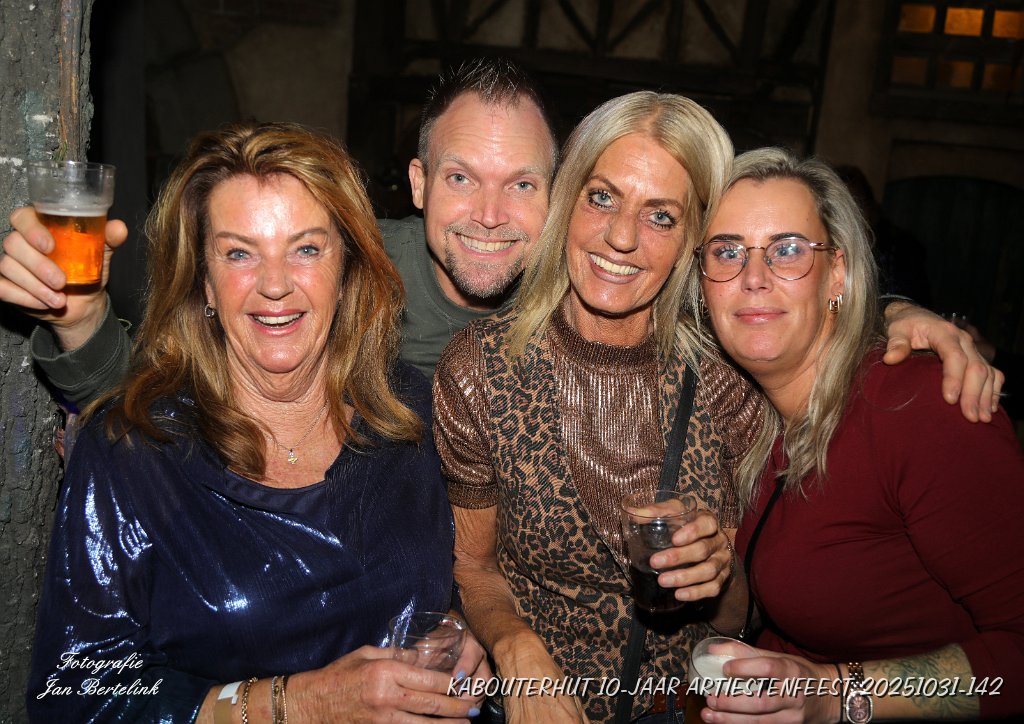 KABOUTERHUT 10-JAAR ARTIESTENFEEST 20251031-142.JPG