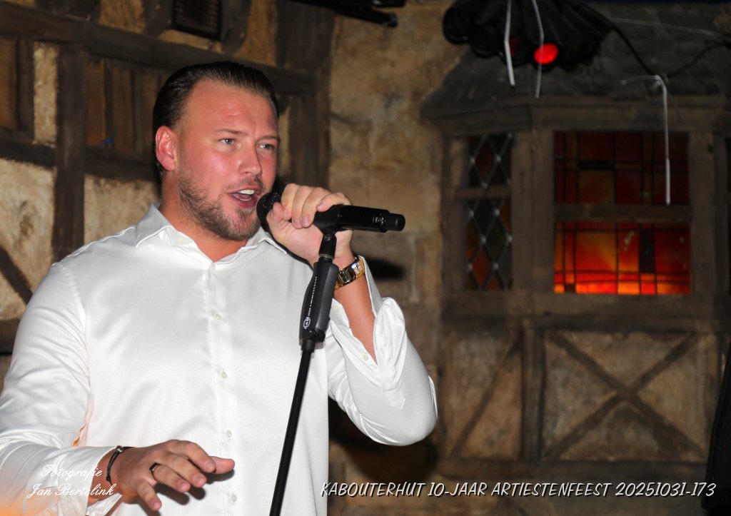 KABOUTERHUT 10-JAAR ARTIESTENFEEST 20251031-173.JPG