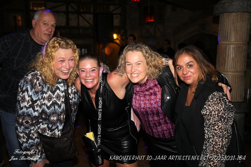 KABOUTERHUT 10-JAAR ARTIESTENFEEST 20251031-184.JPG