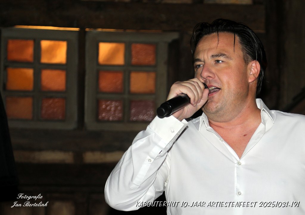 KABOUTERHUT 10-JAAR ARTIESTENFEEST 20251031-191.JPG