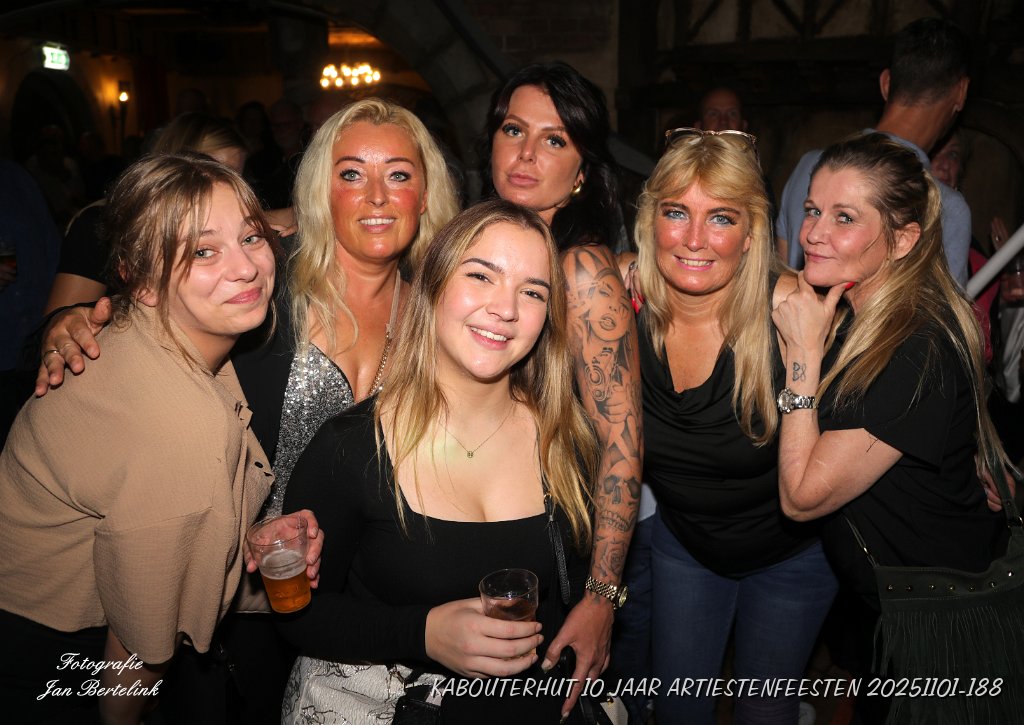 KABOUTERHUT 10 JAAR ARTIESTENFEESTEN 20251101-188.JPG