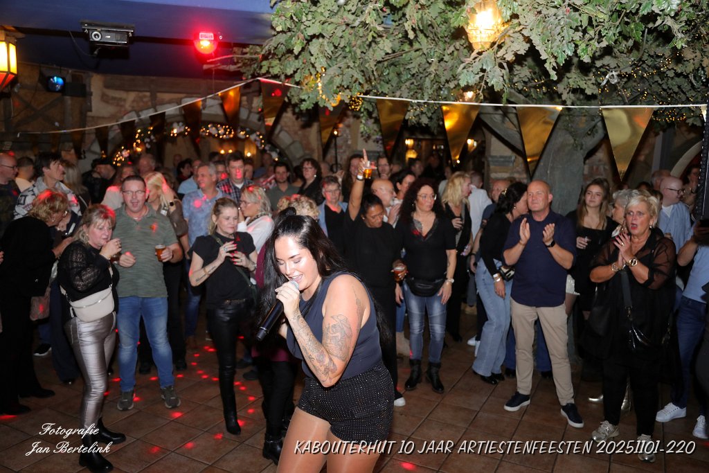 KABOUTERHUT 10 JAAR ARTIESTENFEESTEN 20251101-220.JPG