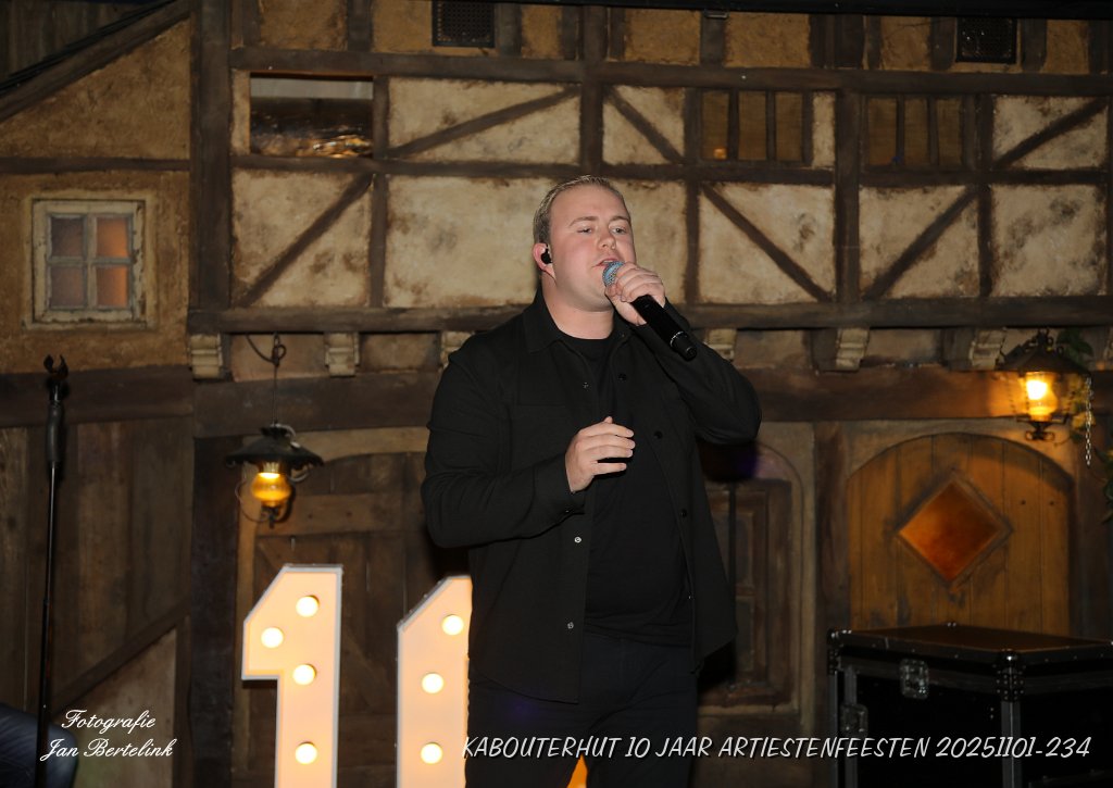 KABOUTERHUT 10 JAAR ARTIESTENFEESTEN 20251101-234.JPG