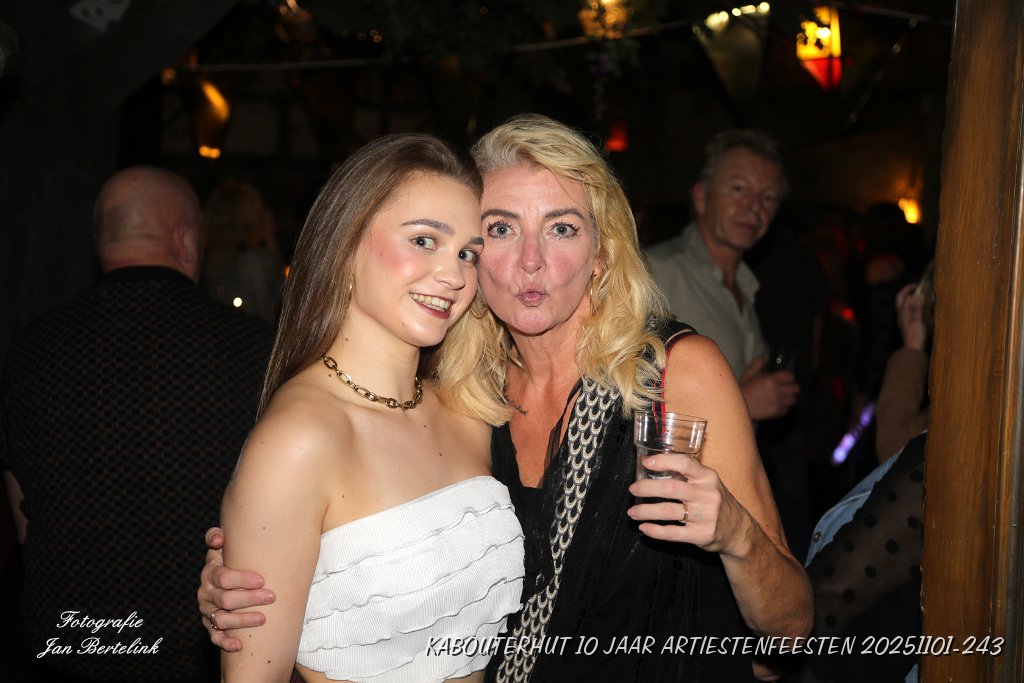 KABOUTERHUT 10 JAAR ARTIESTENFEESTEN 20251101-243.JPG